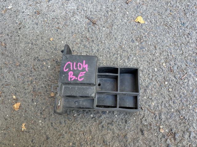 bontott RENAULT CLIO IV Bal Lökhárító Tartó Nyúlványvég