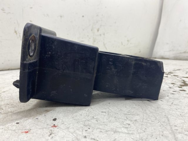 bontott RENAULT CLIO IV Bal Lökhárító Tartó Nyúlványvég