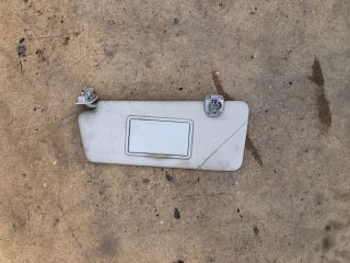 bontott RENAULT CLIO IV Bal Napellenző