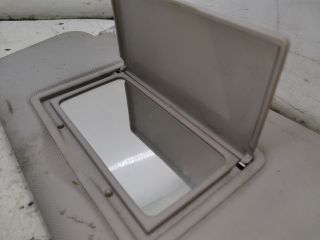 bontott RENAULT CLIO IV Bal Napellenző