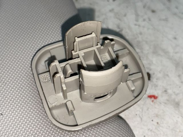 bontott RENAULT CLIO IV Bal Napellenző