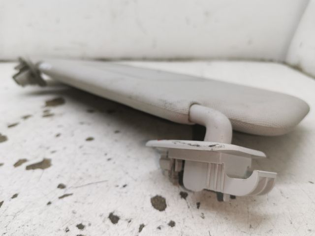 bontott RENAULT CLIO IV Bal Napellenző