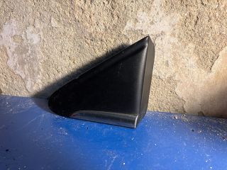 bontott RENAULT CLIO IV Bal Sárvédő Csavar Burkolat