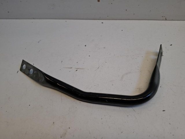 bontott RENAULT CLIO IV Bal Sárvédő Oldaltartó