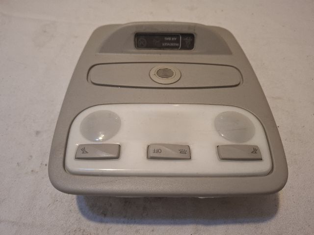 bontott RENAULT CLIO IV Beltér Világítás Első