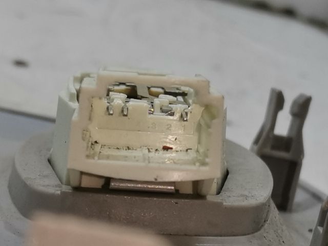 bontott RENAULT CLIO IV Beltér Világítás Első