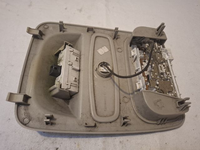 bontott RENAULT CLIO IV Beltér Világítás Első