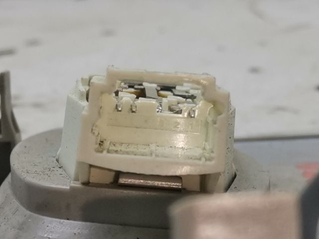 bontott RENAULT CLIO IV Beltér Világítás Első