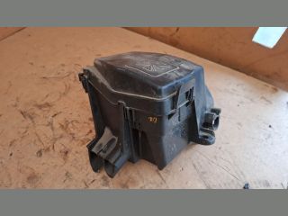 bontott RENAULT CLIO IV Biztosítéktábla Doboz