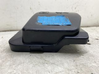 bontott RENAULT CLIO IV Biztosítéktábla Fedél