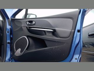 bontott RENAULT CLIO IV Biztosítéktábla Utastér