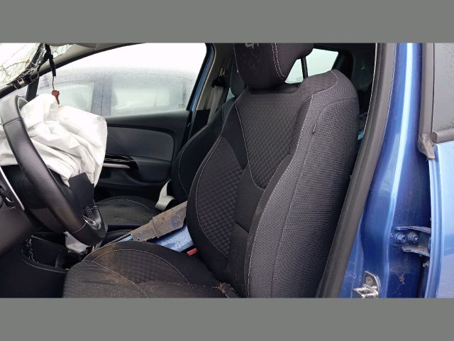 bontott RENAULT CLIO IV Biztosítéktábla Utastér