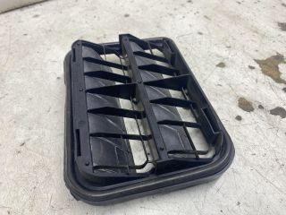 bontott RENAULT CLIO IV Csomagtér Szellőző Hátsó