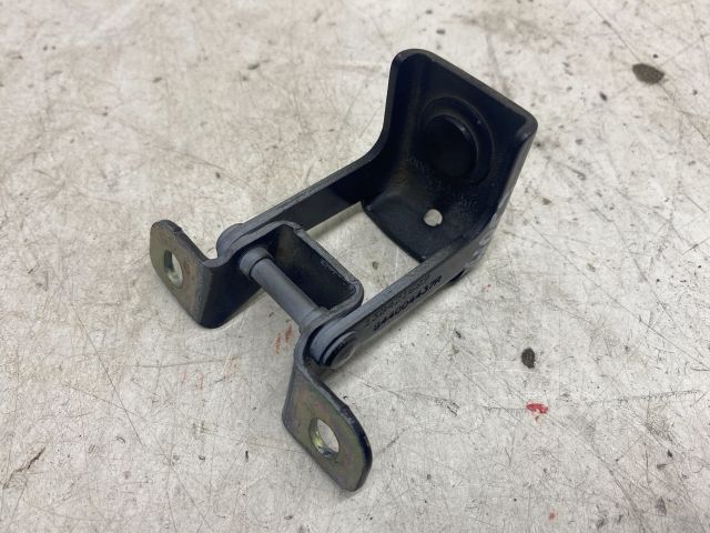 bontott RENAULT CLIO IV Csomagtérajtó Bal Zsanér