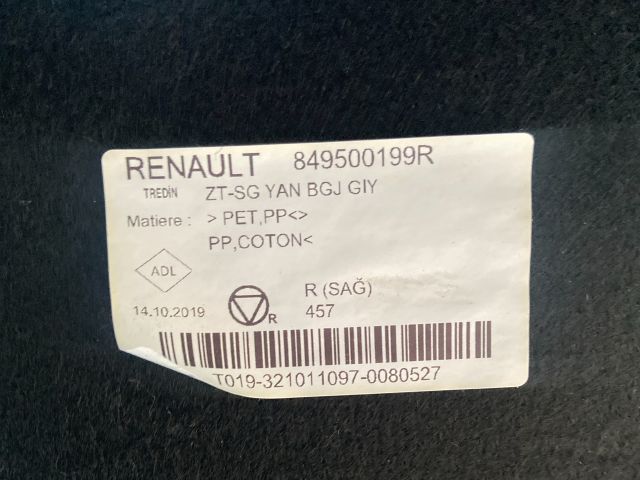 bontott RENAULT CLIO IV Csomagtérajtó Kárpit