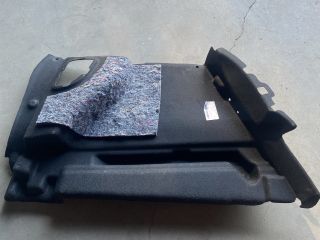 bontott RENAULT CLIO IV Csomagtérajtó Kárpit