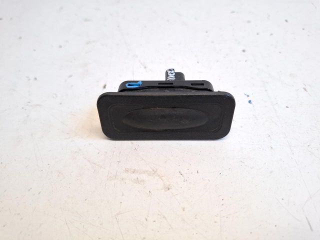 bontott RENAULT CLIO IV Csomagtérajtó Kilincs