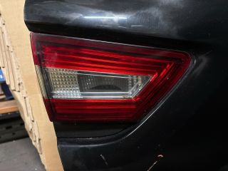 bontott RENAULT CLIO IV Csomagtérajtó (Részeivel)