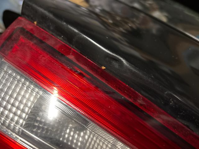 bontott RENAULT CLIO IV Csomagtérajtó (Részeivel)