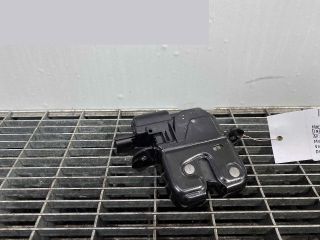 bontott RENAULT CLIO IV Csomagtérajtó Ütköző