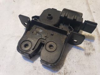 bontott RENAULT CLIO IV Csomagtérajtó Zárszerkezet