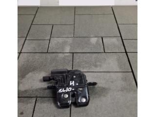 bontott RENAULT CLIO IV Csomagtérajtó Zárszerkezet