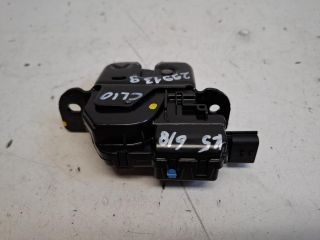 bontott RENAULT CLIO IV Csomagtérajtó Zárszerkezet