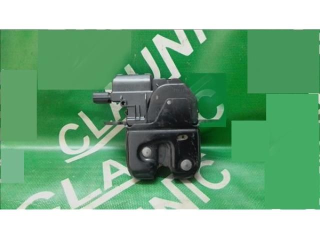 bontott RENAULT CLIO IV Csomagtérajtó Zárszerkezet