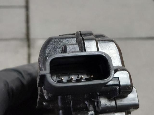 bontott RENAULT CLIO IV Csomagtérajtó Zárszerkezet