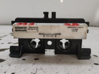 bontott RENAULT CLIO IV Elektronika (Magában)