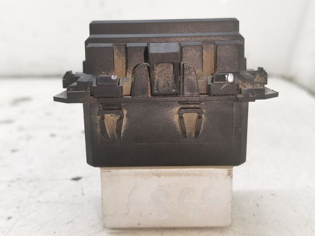 bontott RENAULT CLIO IV Előtét Ellenállás Fűtőmotor