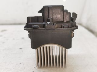 bontott RENAULT CLIO IV Előtét Ellenállás Fűtőmotor