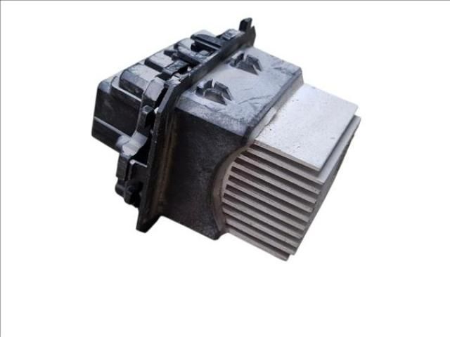 bontott RENAULT CLIO IV Előtét Ellenállás Fűtőmotor