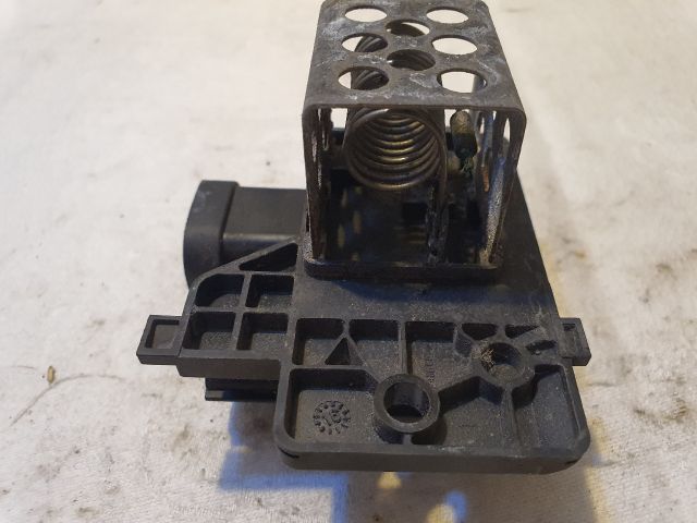 bontott RENAULT CLIO IV Előtét Ellenállás Hűtőventilátor