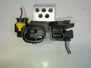 bontott RENAULT CLIO IV Előtét Ellenállás Hűtőventilátor