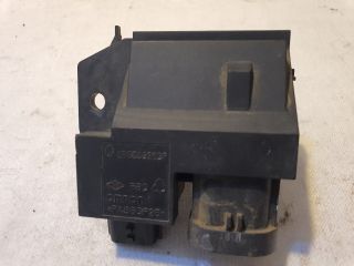 bontott RENAULT CLIO IV Előtét Ellenállás Hűtőventilátor