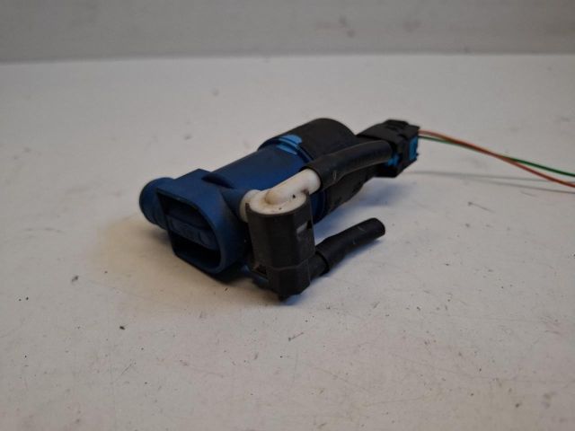 bontott RENAULT CLIO IV Első Ablakmosó Szivattyú