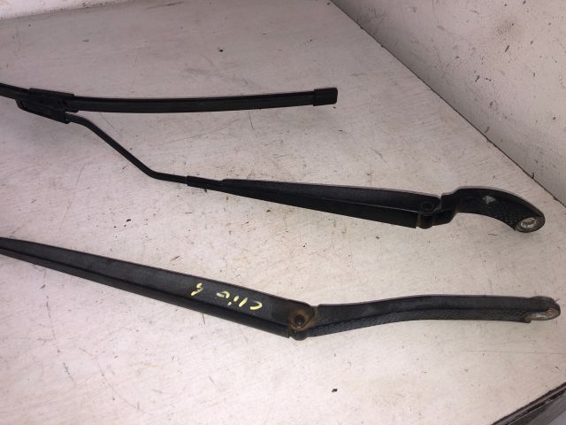 bontott RENAULT CLIO IV Első Ablaktörlő Kar