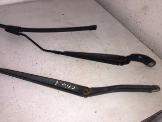 bontott RENAULT CLIO IV Első Ablaktörlő Kar