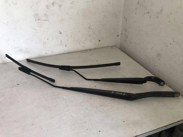 bontott RENAULT CLIO IV Első Ablaktörlő Kar