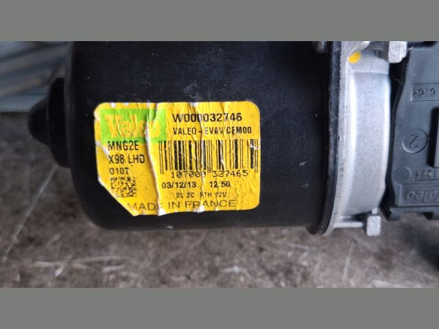 bontott RENAULT CLIO IV Első Ablaktörlő Szerkezet Motorral