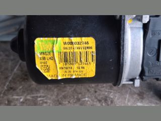 bontott RENAULT CLIO IV Első Ablaktörlő Szerkezet Motorral