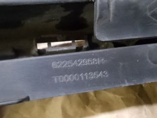 bontott RENAULT CLIO IV Első Lökhárító Alsó Középső Díszrács