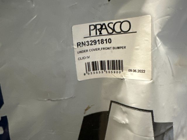 bontott RENAULT CLIO IV Első Lökhárító Alsó (Műanyag)