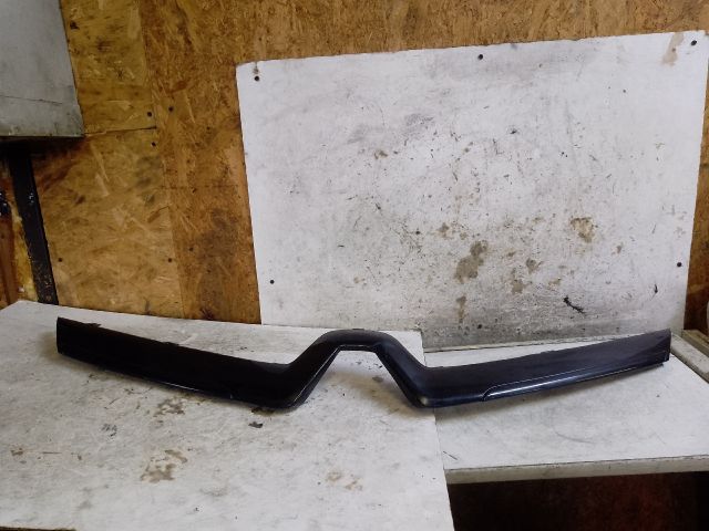 bontott RENAULT CLIO IV Első Lökhárító Díszléc