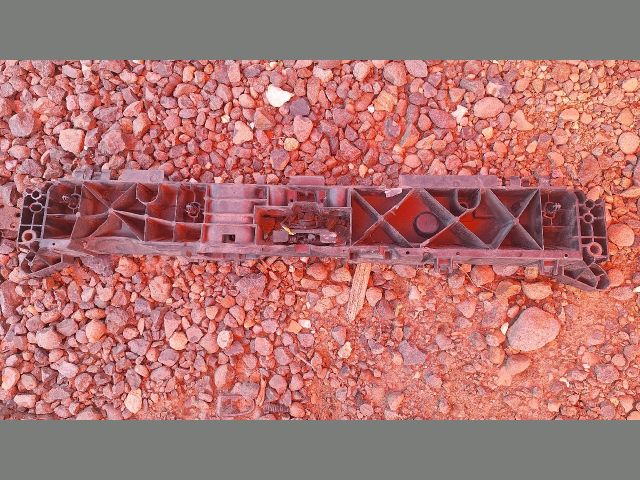 bontott RENAULT CLIO IV Első Lökhárító Merevítő (Fém)