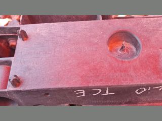 bontott RENAULT CLIO IV Első Lökhárító Merevítő (Fém)