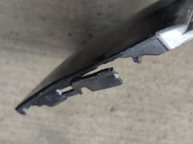 bontott RENAULT CLIO IV Első Lökhárító (Üresen)