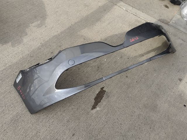 bontott RENAULT CLIO IV Első Lökhárító (Üresen)