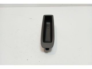 bontott RENAULT CLIO IV Első Tároló Rekesz